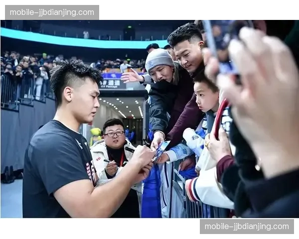 北京队赵睿面对旧主贡献关键得分 助球队完成20分逆转 北京队赵睿面对旧主贡献关键得分 助球队完成20分逆转